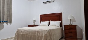 4 chambres, bureau, fer et planche à repasser, Wi-Fi gratuit