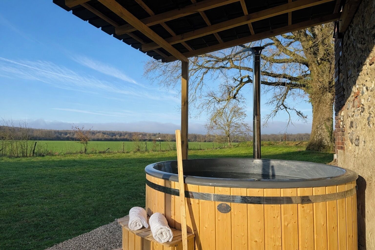 Bain à remous extérieur