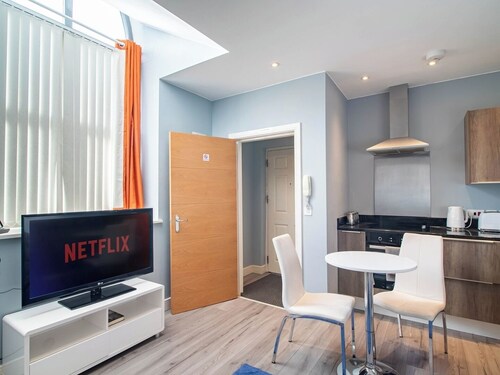 Chic 1-Bed in Creative Kelham Island District