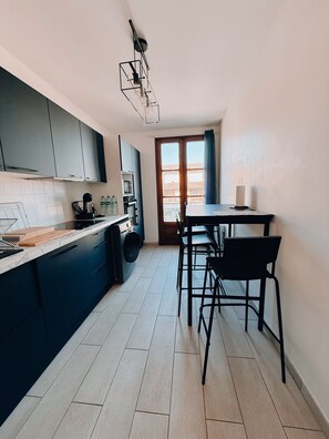 Microondas, horno y parrilla de estufa 