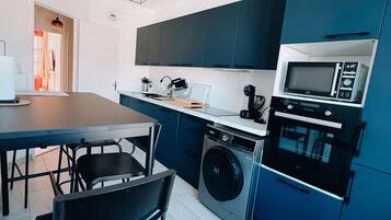 Microwave, oven, stovetop