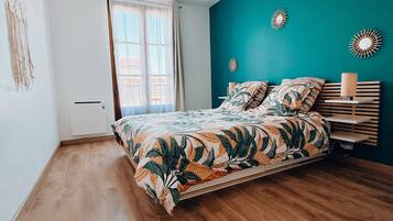 1 bedroom, WiFi, bed sheets