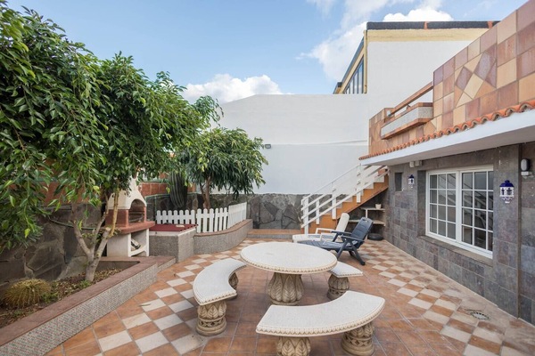 24335f20-f036-4d60-837c-979ac8aaf745