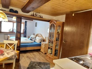 1 sovrum, strykjärn/strykbräda, wi-fi och sängkläder