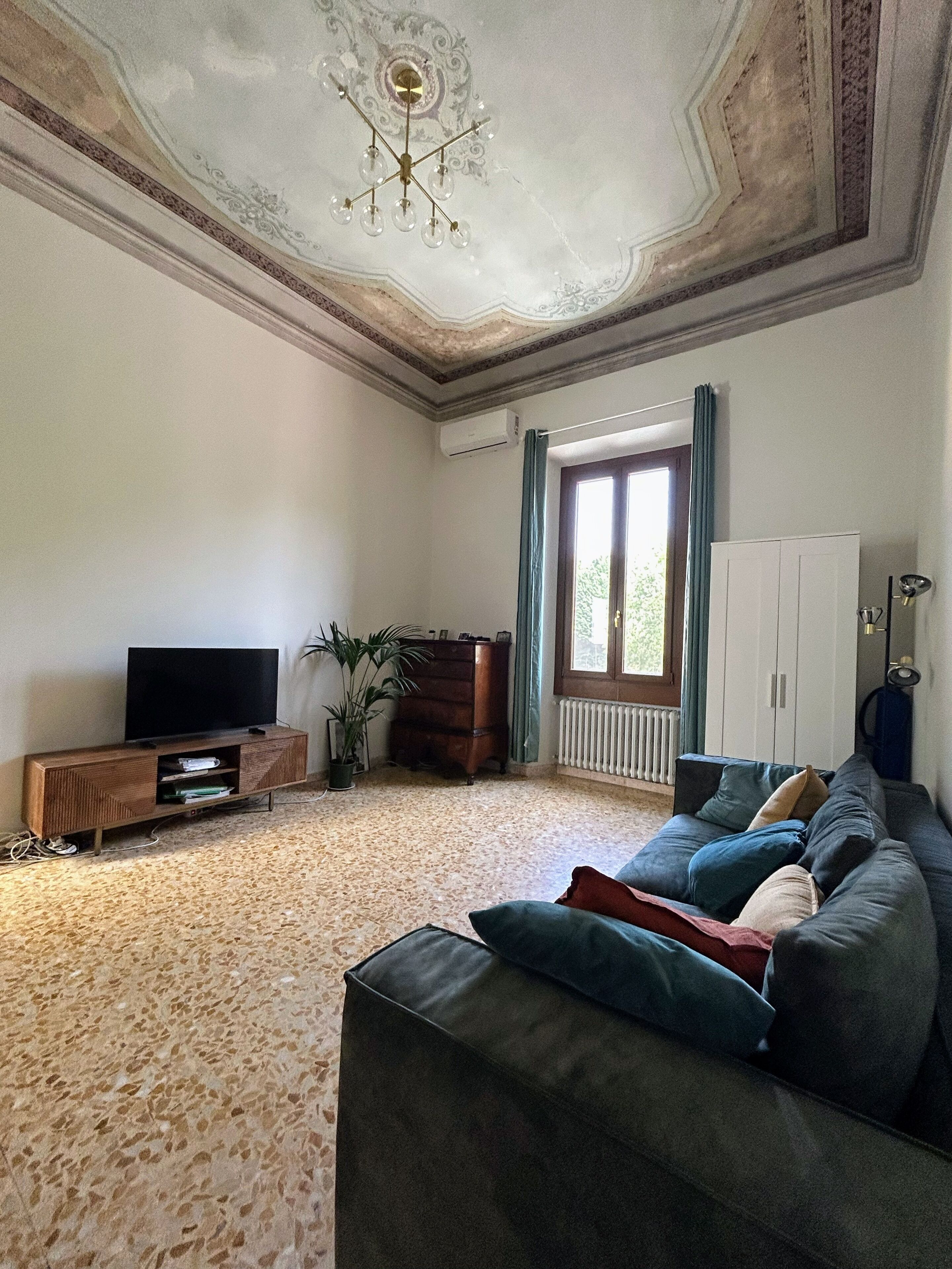 Elegant  Peaceful Flat With A/c  And All Modern Appliance In San Frediano - Florence