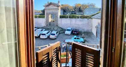 Villa Lante Chic 2-bedroom apartment with AC, WiFi in charming Viterbo