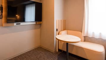Standard Room, 2 Twin Beds, Non Smoking | Premium bedding, laptop workspace, blackout drapes, soundproofing