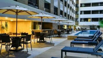 Apartamento standard | Opções para refeição ao ar livre
