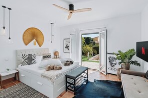 4 quartos, ferros/tábuas de passar roupa, Wi-Fi, roupa de cama