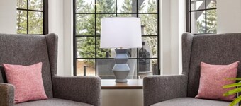 Perfect Business Traveler Room with Complimentary Breakfast