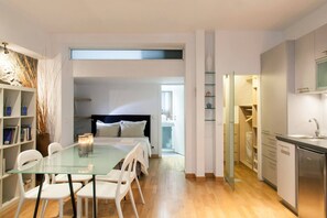 Fer et planche à repasser, Wi-Fi, draps fournis