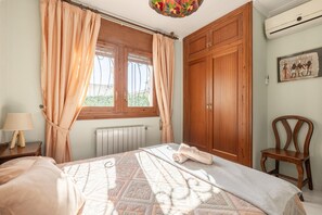 2 Schlafzimmer, Bügeleisen/Bügelbrett, WLAN, Bettwäsche