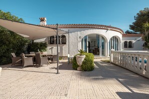 Restauration extérieure