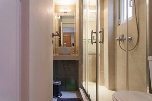 Shower, hair dryer, towels - #AH34 Beige studio Su (Athens)