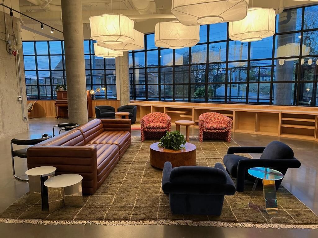 Comfy Room W/ Rooftop Bar And All-day Cafe In Trendy East Nashville - Nashville, TN
