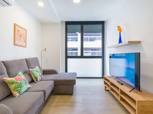 Apartment | Living area - Apartment in Playa del Ingles Near Las Canteras (Las Palmas de Gran Canaria)