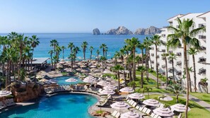 Pool - Villa Del Palmar located on the pristine Medano beach in gorgeous Cabo San Lucas (Cabo San Lucas)