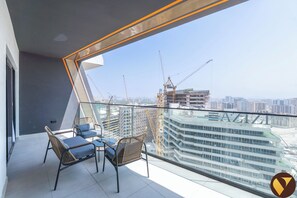 Luxury Apartment, Balcony, Harbour View | Balcony - Binghatti Creek Harbour View Big Balcony (Dubai)