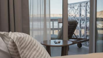 Standard Room, Balcony, Ocean View | Premium bedding, down comforters, minibar, in-room safe