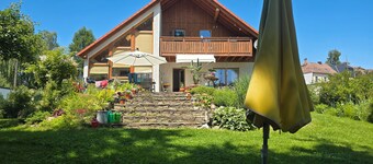 Appartement "Haus Im Grünen" avec jardin privé, balcon et Wi-Fi