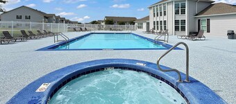 Coastal Retreat - Stay for 6!