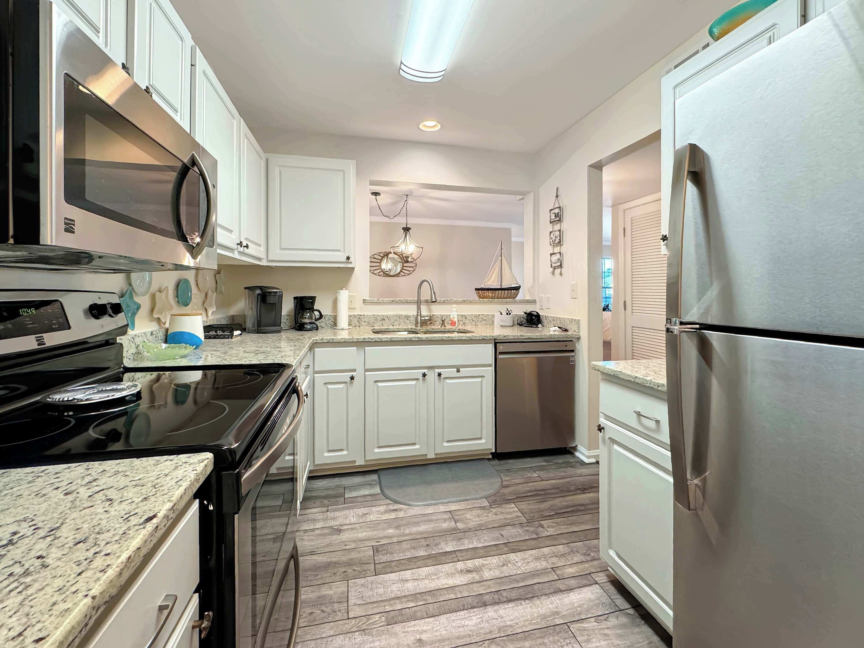 Condo, Multiple Beds, Patio, Garden View (Coastal Retreat) | Private kitchen | Fridge, microwave, oven, stovetop