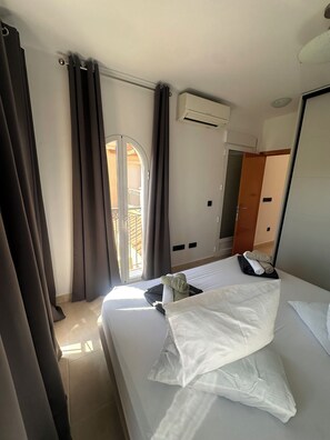 4 Schlafzimmer, Bügeleisen/Bügelbrett, WLAN, Bettwäsche