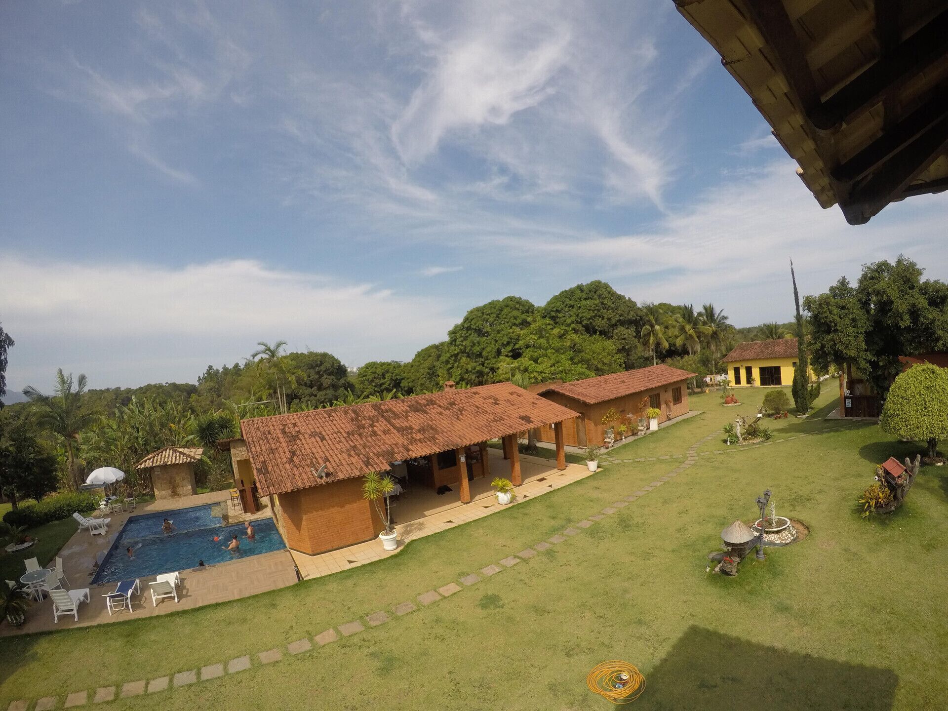 المنشأة من الخارج