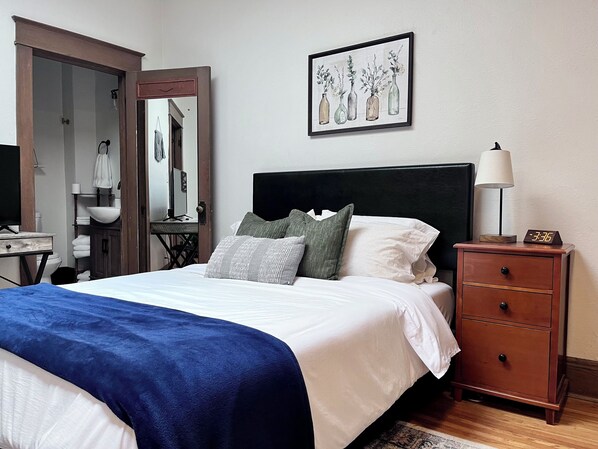 1 bedroom, iron/ironing board, WiFi, bed sheets