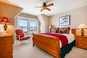 Unclassified image, 4 of 79, button - Bella Vista | Sleeps 21 · Hot Tub · Mountain Views (Park City)