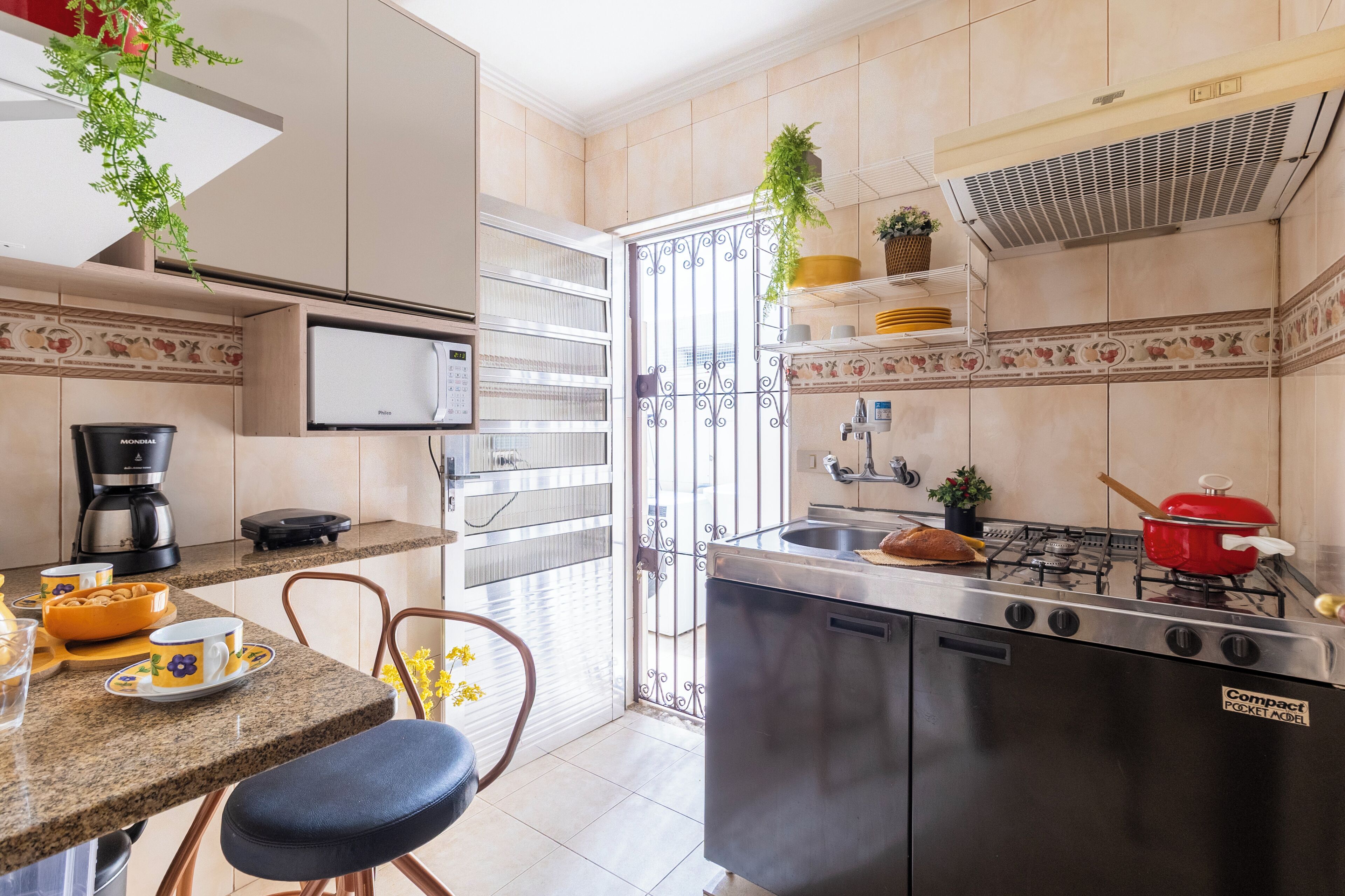 Villa | Private kitchen | Cookware/dishes/utensils