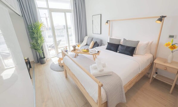 Fer et planche à repasser, lit parapluie, Wi-Fi