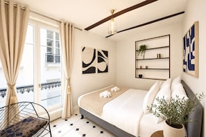Signature Apartment, Courtyard View | View from room