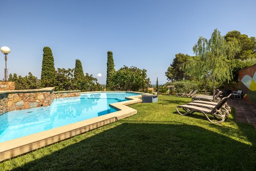 Country House 'Villa La Guaita' with Sea View, Private Pool and Wi-Fi