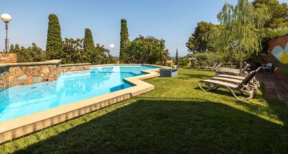 Country House 'Villa La Guaita' with Sea View, Private Pool and Wi-Fi