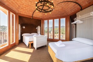 9 sovrum, strykjärn/strykbräda, wi-fi och sängkläder