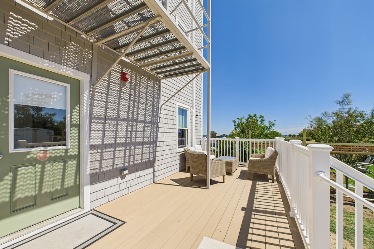 Cortinas blackout, tabla de planchar con plancha y wifi gratis