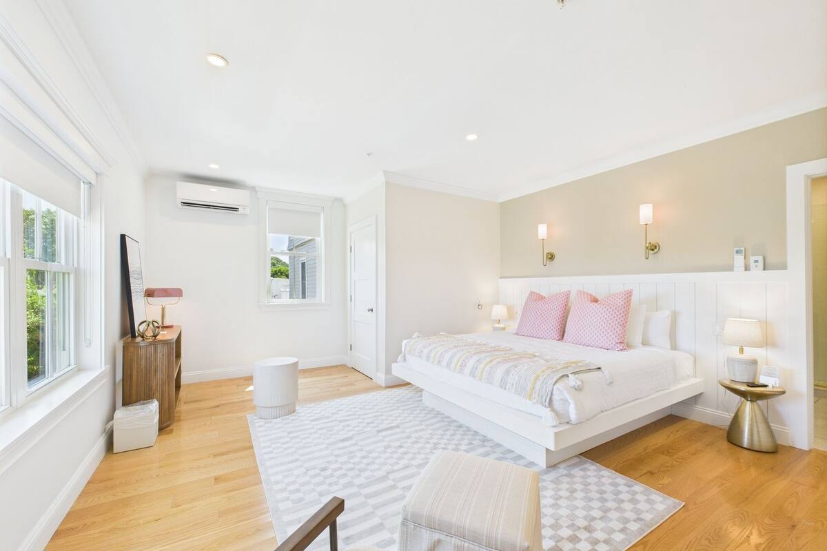 Room 103 | Blackout drapes, iron/ironing board, free WiFi, bed sheets