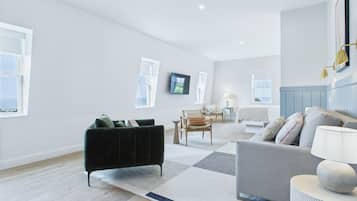 Room 301 | Blackout curtains, iron/ironing board, free WiFi, bed sheets