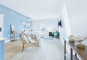 Room 304 - Eureka Hotel (New Shoreham)