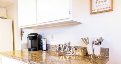 Cozy Farmhouse in charming Kennewick.