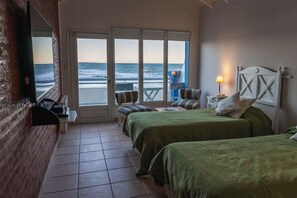 Standard Room, Beach View | Minibar, in-room safe, blackout drapes, free cribs/infant beds - Rayentray las Restingas (Puerto Piramides)