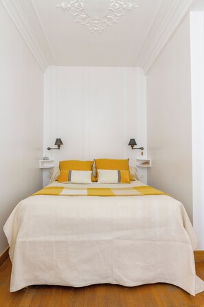 Comfort Apartment, City View