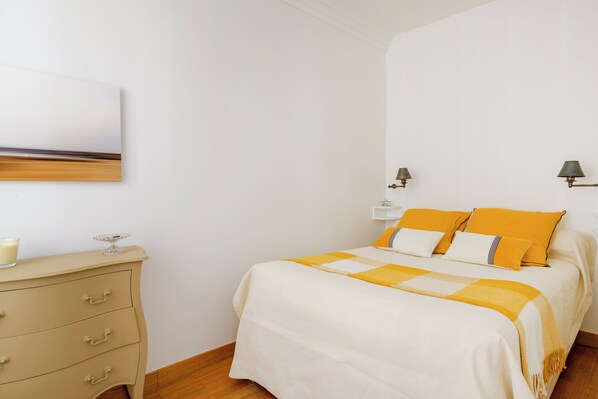 Comfort Apartment, City View