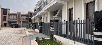 Stay Royal BNB - Luxury Villa