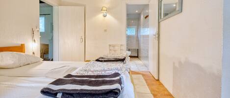 1 chambre, draps fournis