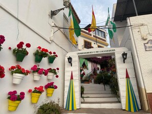 Exterior detail - Apartment 'El Sol Del Sur' with Sea View, Wi-Fi, and Air Conditioning (La Herradura)