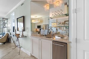 콘도, 침대(여러 개) (Grand Pointe 801) | 내부