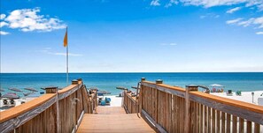 Condo, Multiple Beds (Palacio 1506) | Beach | On the beach