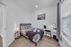 3 Schlafzimmer, Bügeleisen/Bügelbrett, WLAN, Bettwäsche